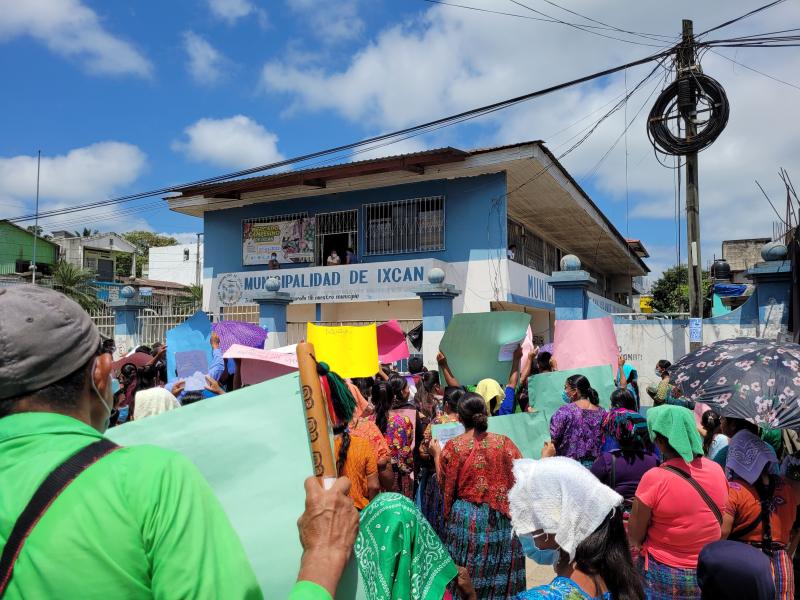 Promoviendo la autonomía de las mujeres y comunidades hacia la reconstitución de los pueblos y la construcción del Estado Plurinacional en Guatemala